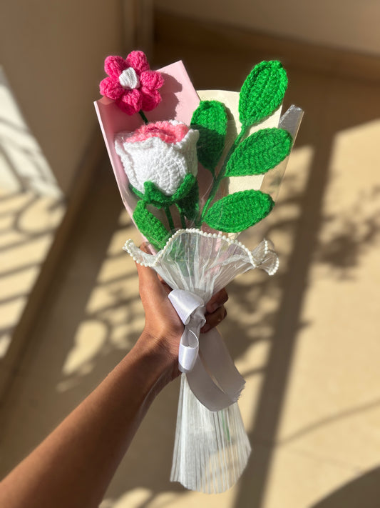 Soft pink mini bouquet