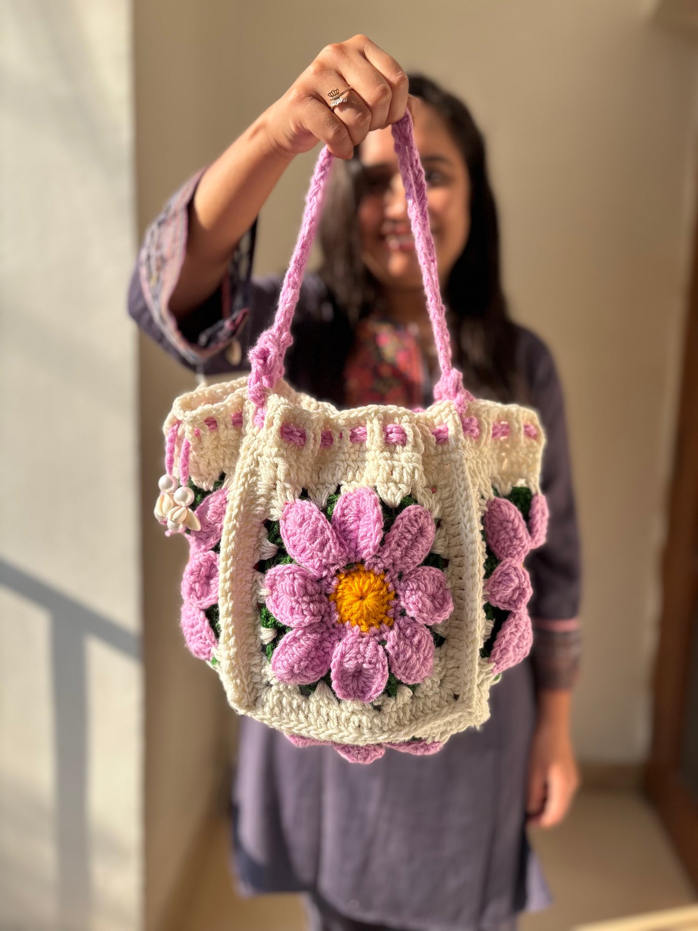 Floral Diasy Carry Bag