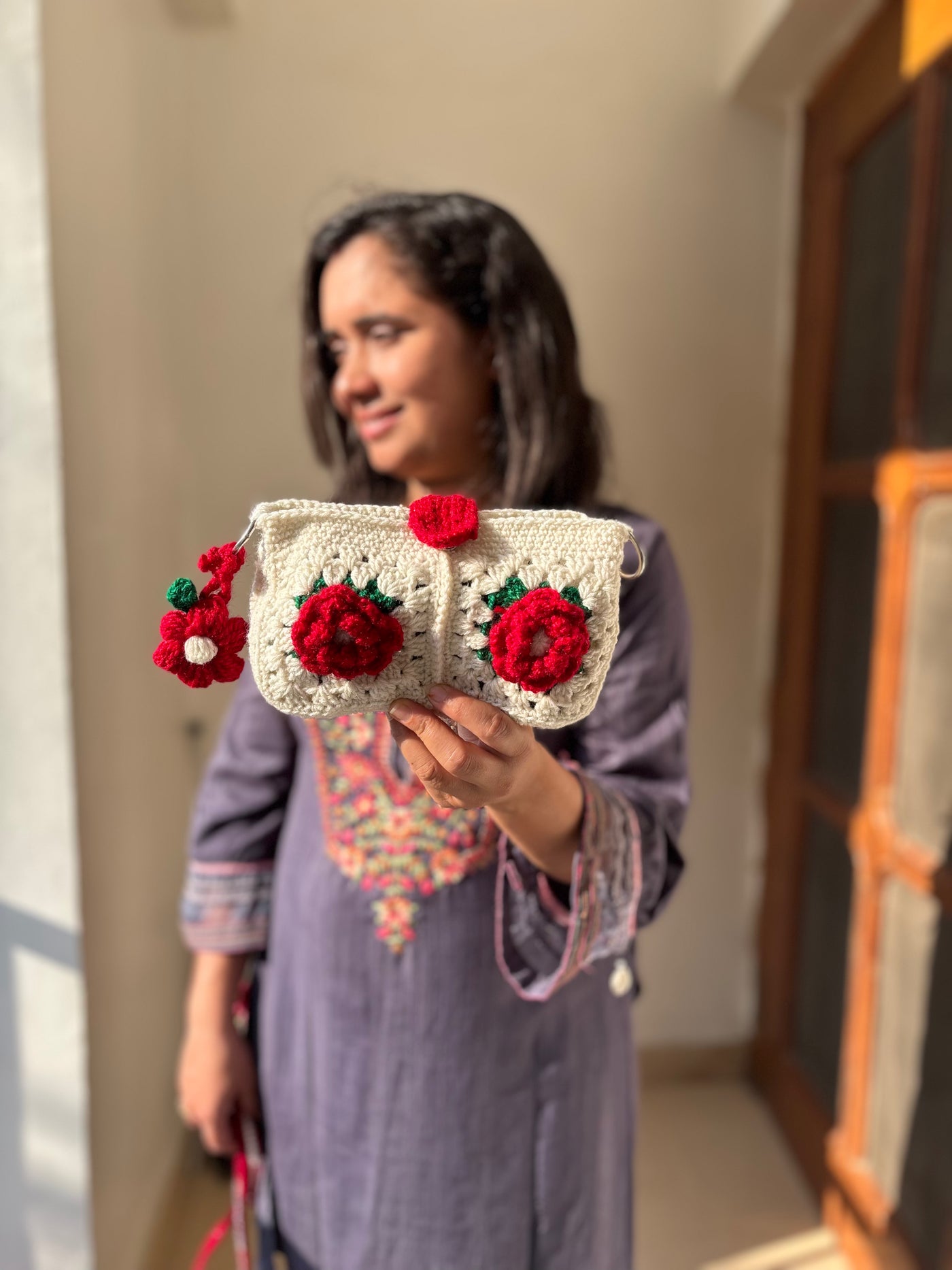 Rose bag cum clutch
