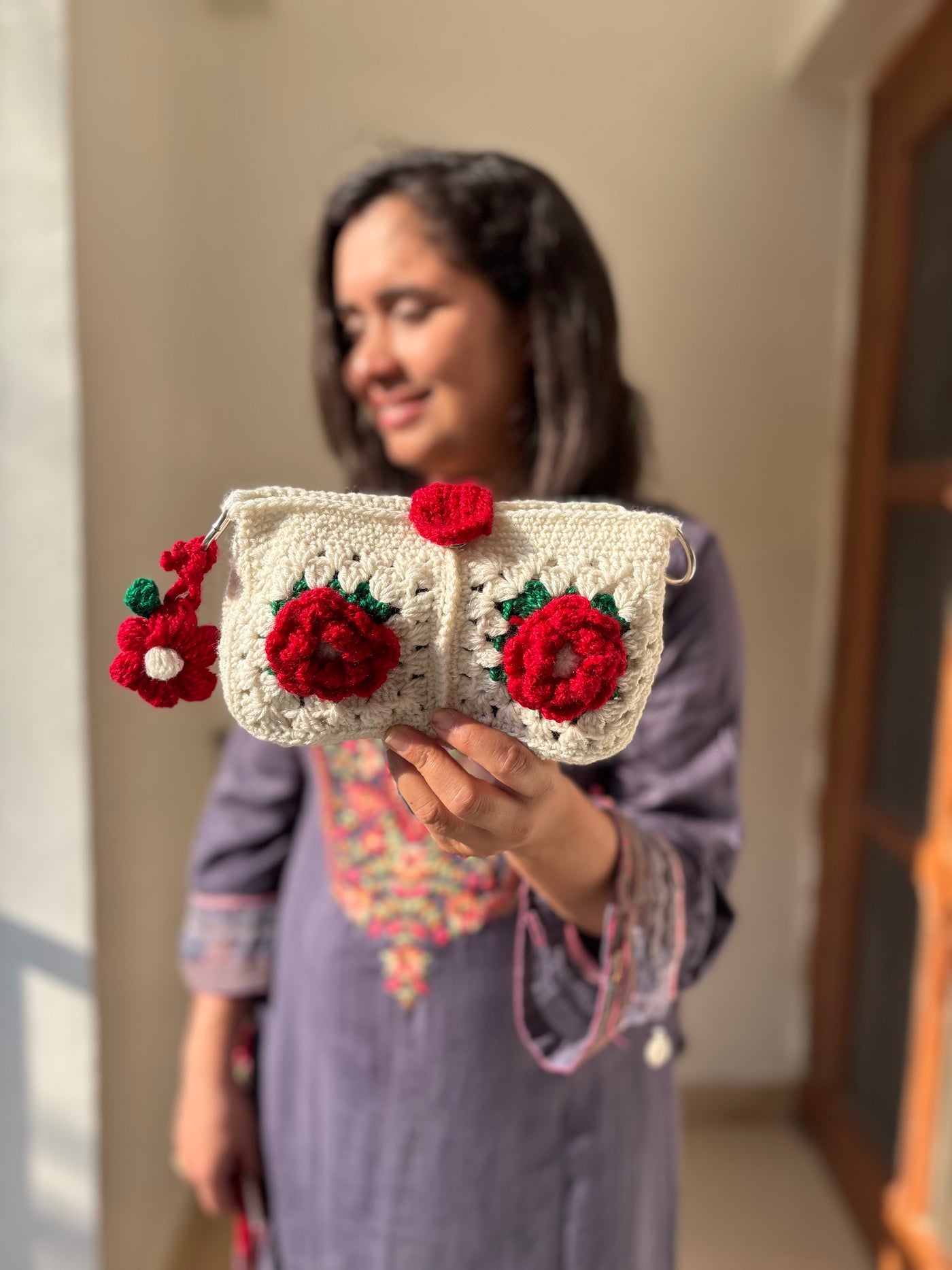 Rose bag cum clutch