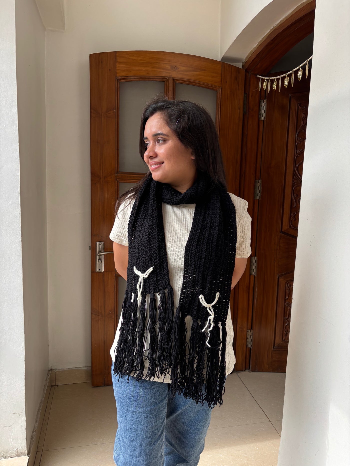 Black scarf with white Bow
