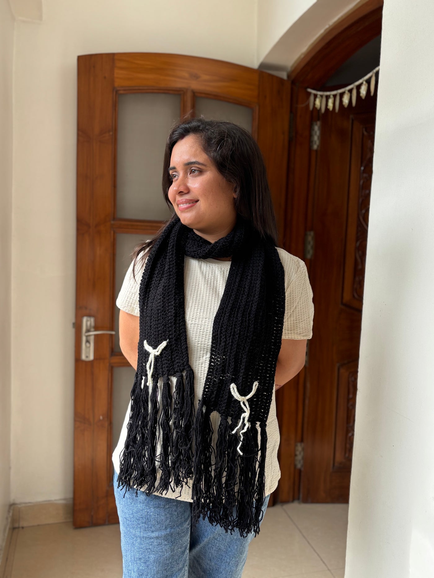 Black scarf with white Bow